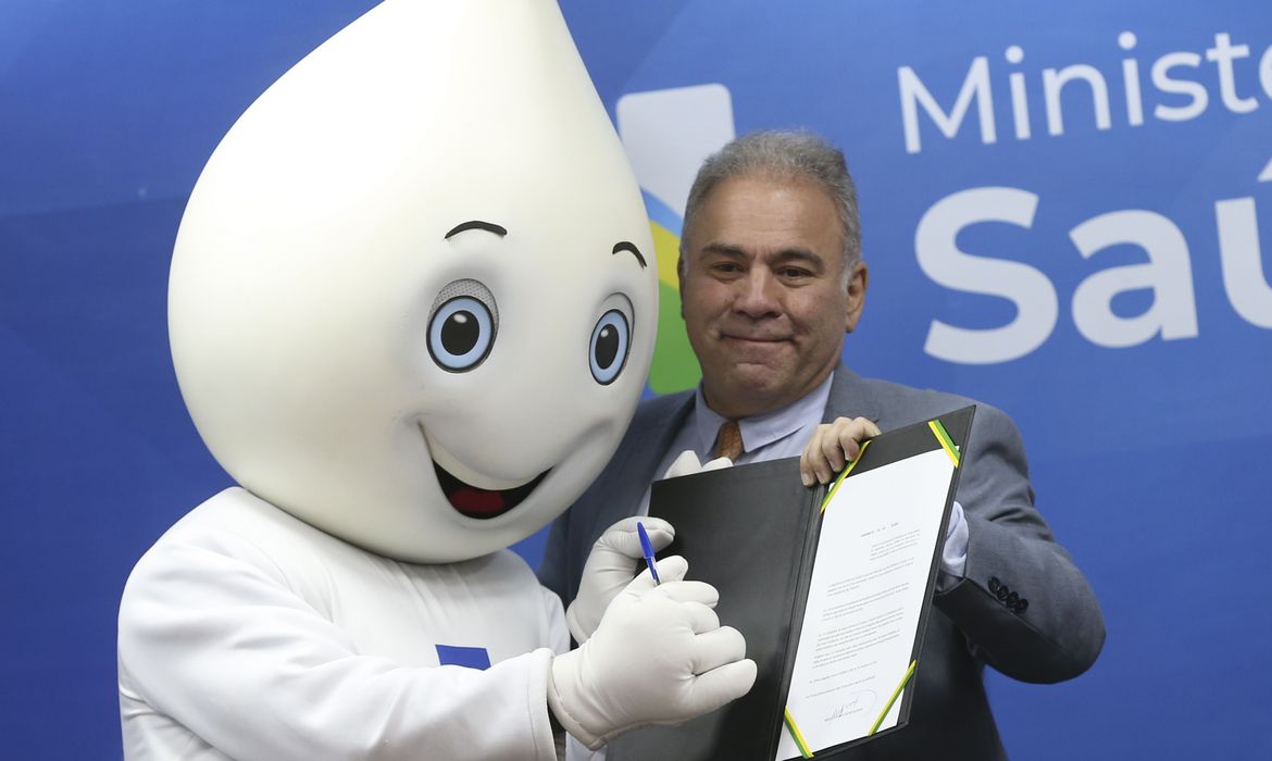 Leia mais sobre o artigo Ministro da Saúde oficializa fim de emergência sanitária da Covid-19