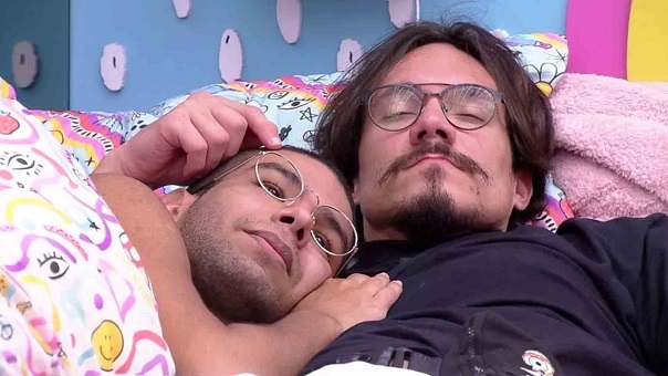 Leia mais sobre o artigo Após ser eliminado, Eliezer revela desejo de viajar com Viny