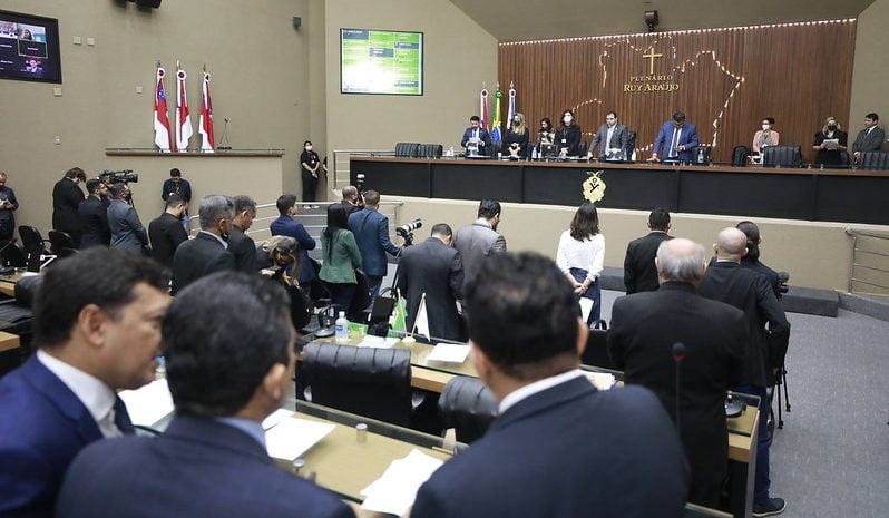 Leia mais sobre o artigo Assembleia aprova projeto que cria o ‘Dia do Influenciador Digital’ no Amazonas