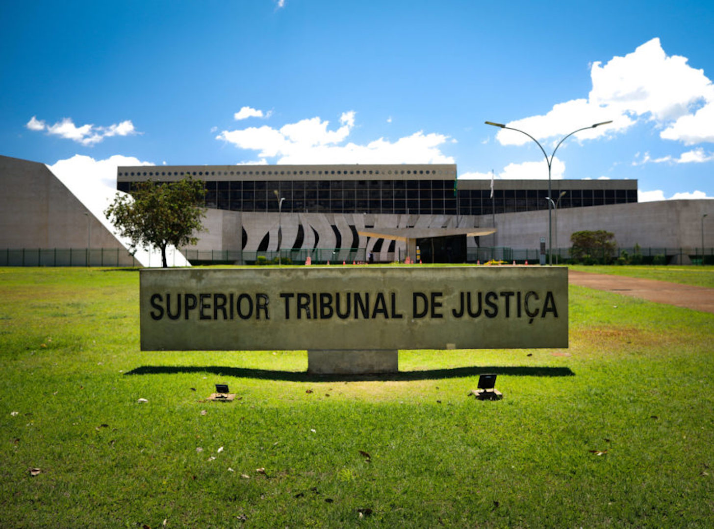 No momento, você está visualizando Lei Maria da Penha é aplicável à violência contra mulher trans, decide STJ
