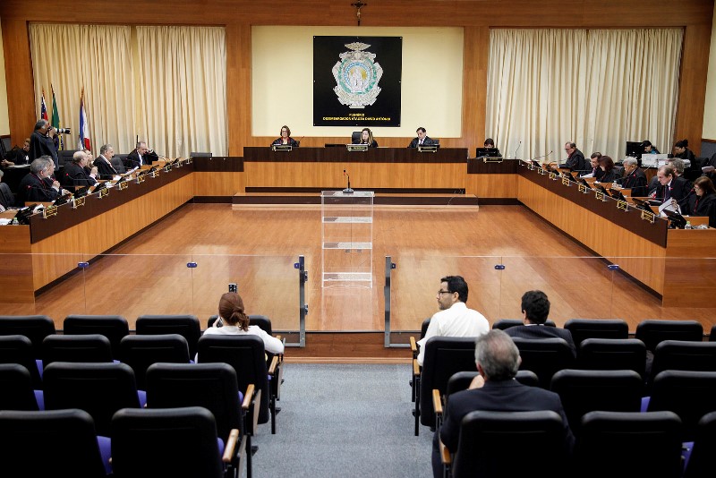 Leia mais sobre o artigo Segurança particular para ex-governadores é inconstitucional, diz Justiça do Amazonas