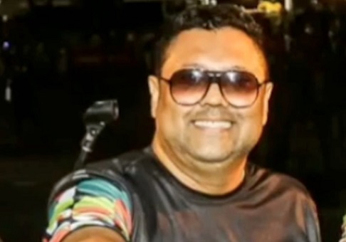 Leia mais sobre o artigo Vocalista do ‘Frutos do Pagode’, Tarcízio Matos morre em Manaus