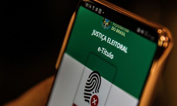 Leia mais sobre o artigo Usuários do app e-Título receberão informações oficiais sobre eleições