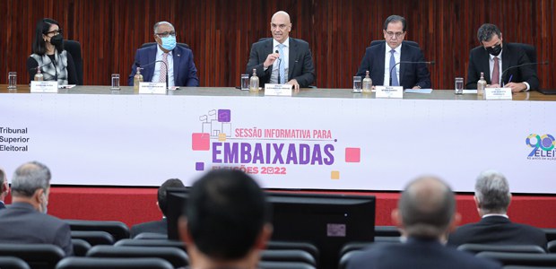 No momento, você está visualizando “A Justiça Eleitoral está preparada para combater as milícias digitais”, afirma Alexandre de Moraes