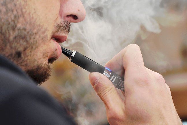 No momento, você está visualizando Proibição de cigarros eletrônicos tramita na Assembleia do Amazonas