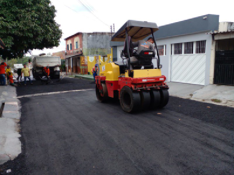 Leia mais sobre o artigo Prefeitura de Manaus leva infraestrutura à rua da comunidade Mundo Novo sem serviços há mais de 15 anos