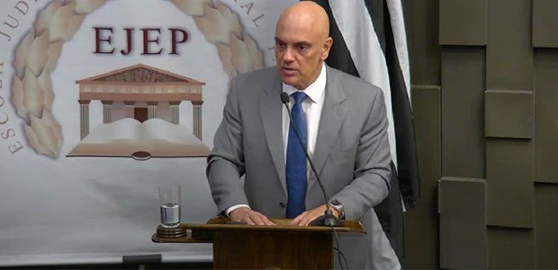 Leia mais sobre o artigo “Justiça Eleitoral vai garantir eleições limpas, seguras e tranquilas”, diz Alexandre de Moraes