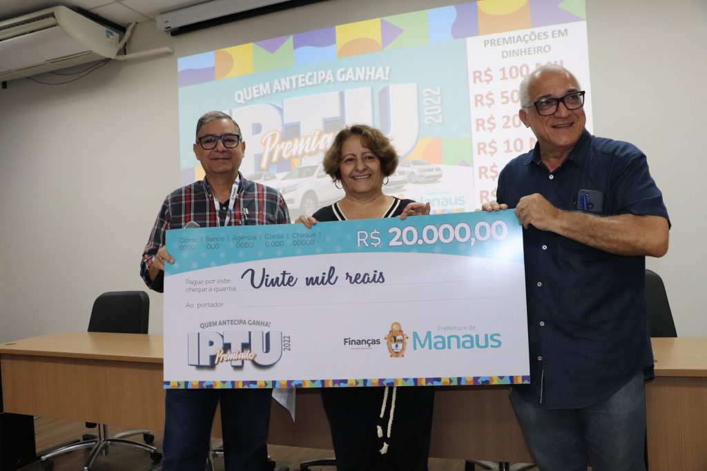Leia mais sobre o artigo Prefeitura entrega R$ 85 mil em prêmios aos contemplados de mais um sorteio do ‘IPTU Premiado’
