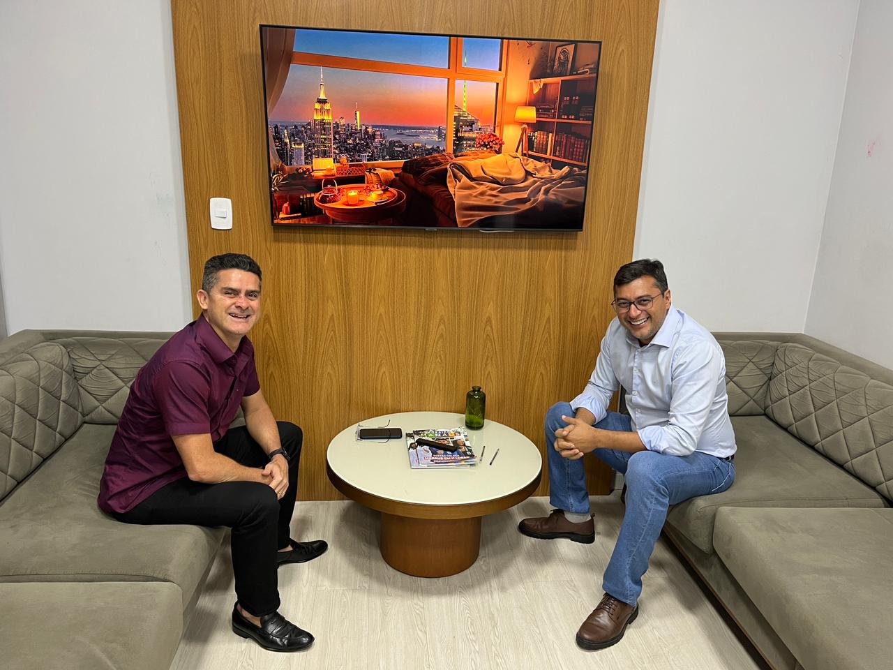 Leia mais sobre o artigo David Almeida faz ajustes finais com Wilson Lima para convenções e definição de vice