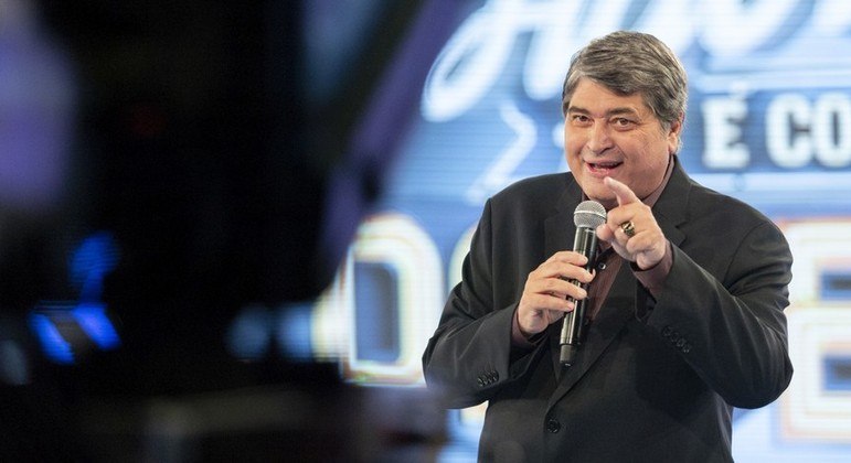No momento, você está visualizando Datena é multado por propaganda antecipada em ação do MP Eleitoral