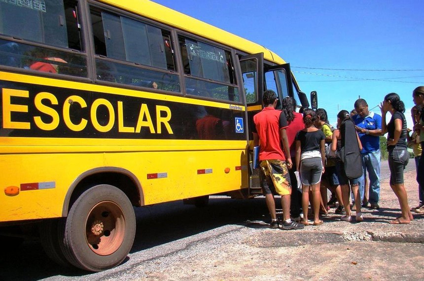 Leia mais sobre o artigo Exame toxicológico é obrigatório para emissão ou renovação da CNH de motorista de transporte escolar