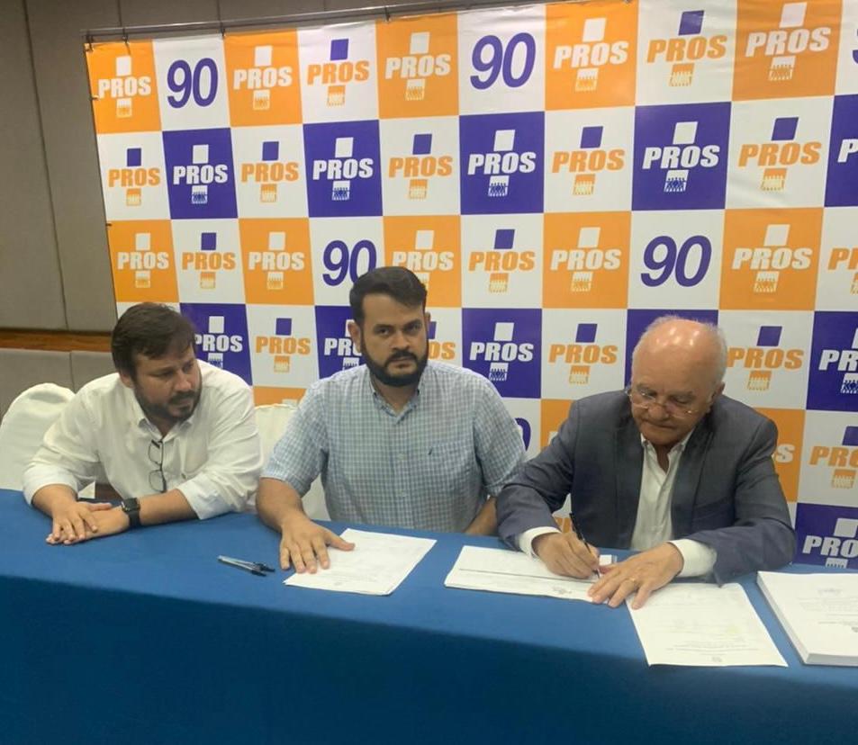 No momento, você está visualizando PROS oficializa candidatura de Jose Melo a Deputado Estadual