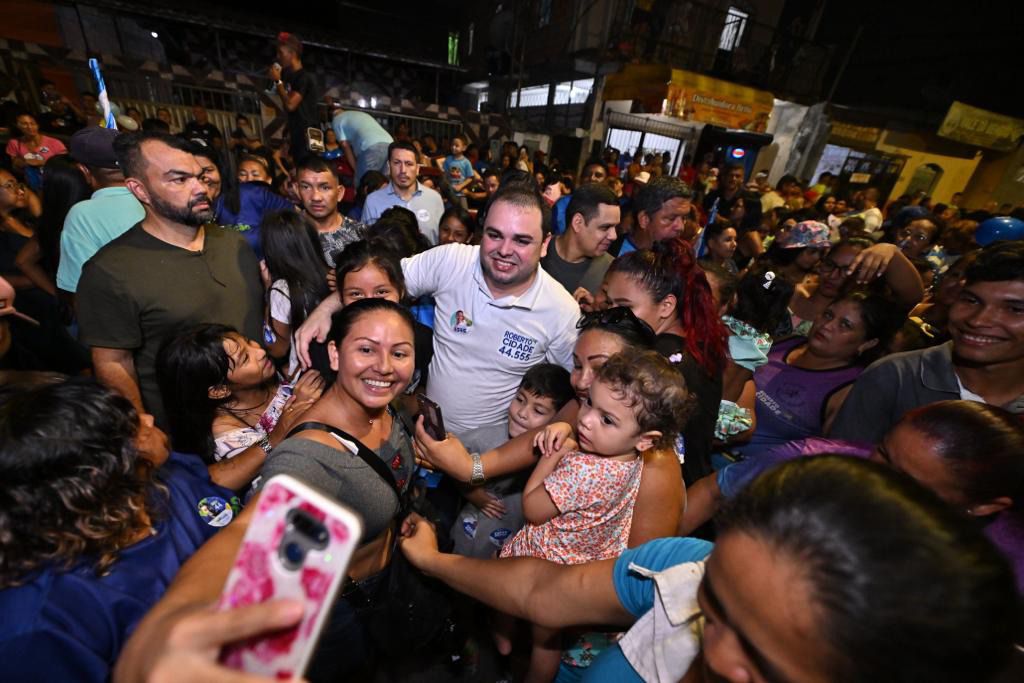 No momento, você está visualizando Roberto Cidade mobiliza grande público na zona Norte em apoio à sua reeleição para Assembleia Legislativa