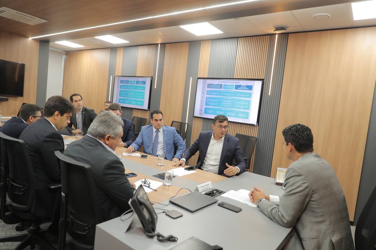 No momento, você está visualizando Wilson Lima reúne com ministro de Infraestrutura para dar agilidade na concessão de licenças das obras de recuperação da BR-319