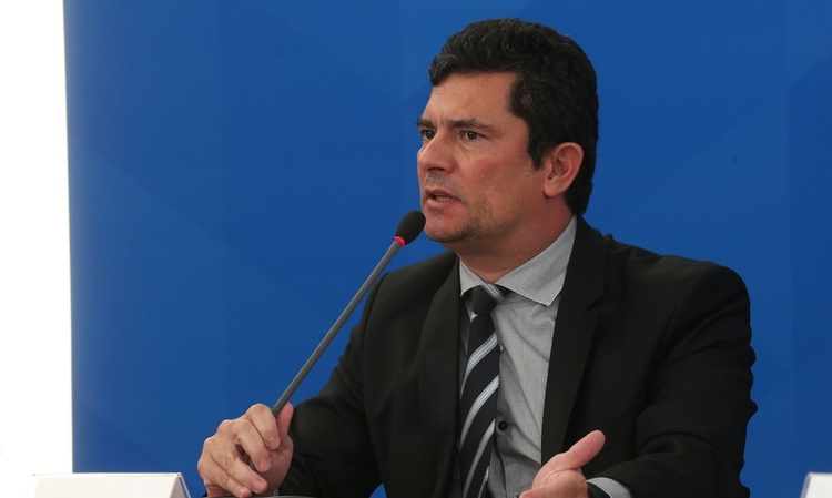 No momento, você está visualizando Candidato ao Senado, Moro alfineta Lula: ‘Não há corrupção do bem’