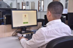 Leia mais sobre o artigo Servidores ativos são convocados para recadastramento obrigatório em Manaus