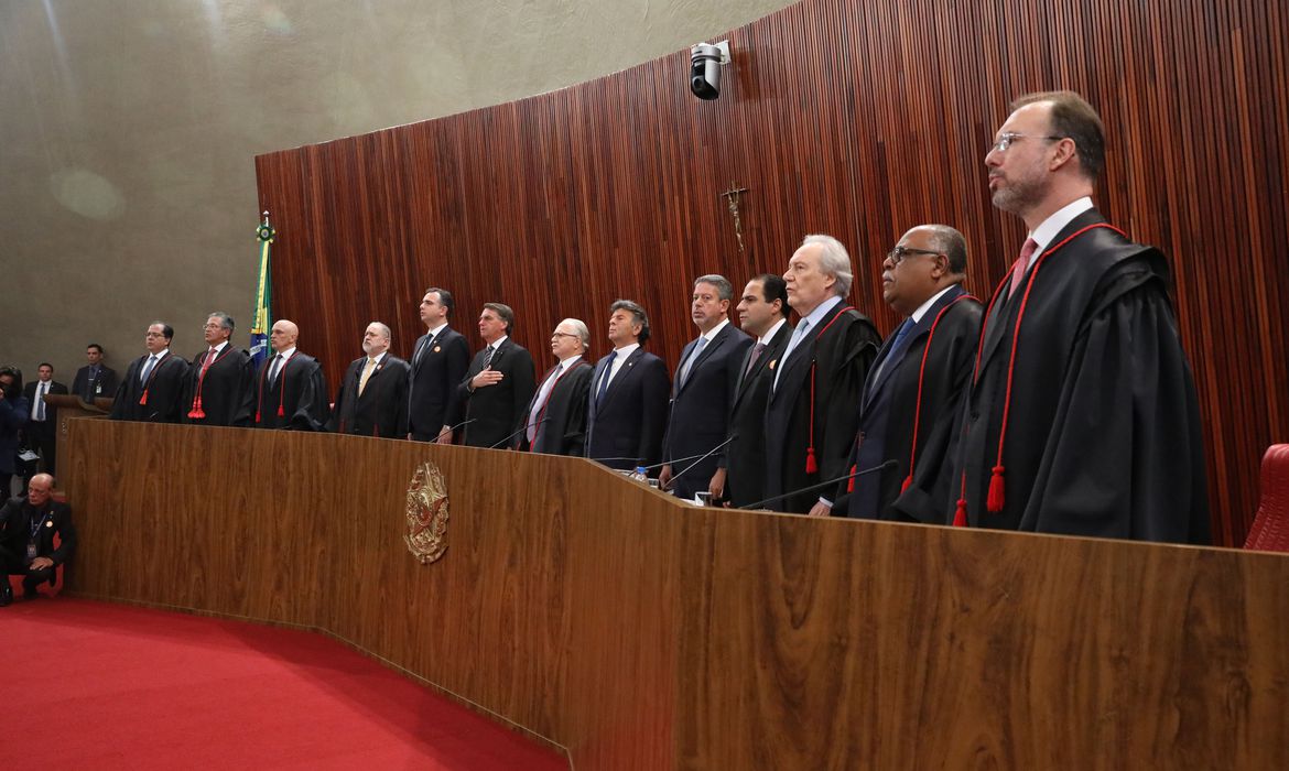 No momento, você está visualizando Ministro Alexandre de Moraes toma posse como presidente do TSE