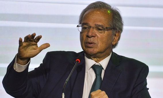 No momento, você está visualizando Guedes diz que desemprego cairá para 8% antes do fim do ano