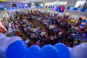 Leia mais sobre o artigo Em encontro com 600 idosos, Wilson recebe apoio de grupos da terceira idade