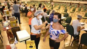 Leia mais sobre o artigo Ponto de vacinação do Studio 5 encerra atividades nesta quarta-feira, 31/8