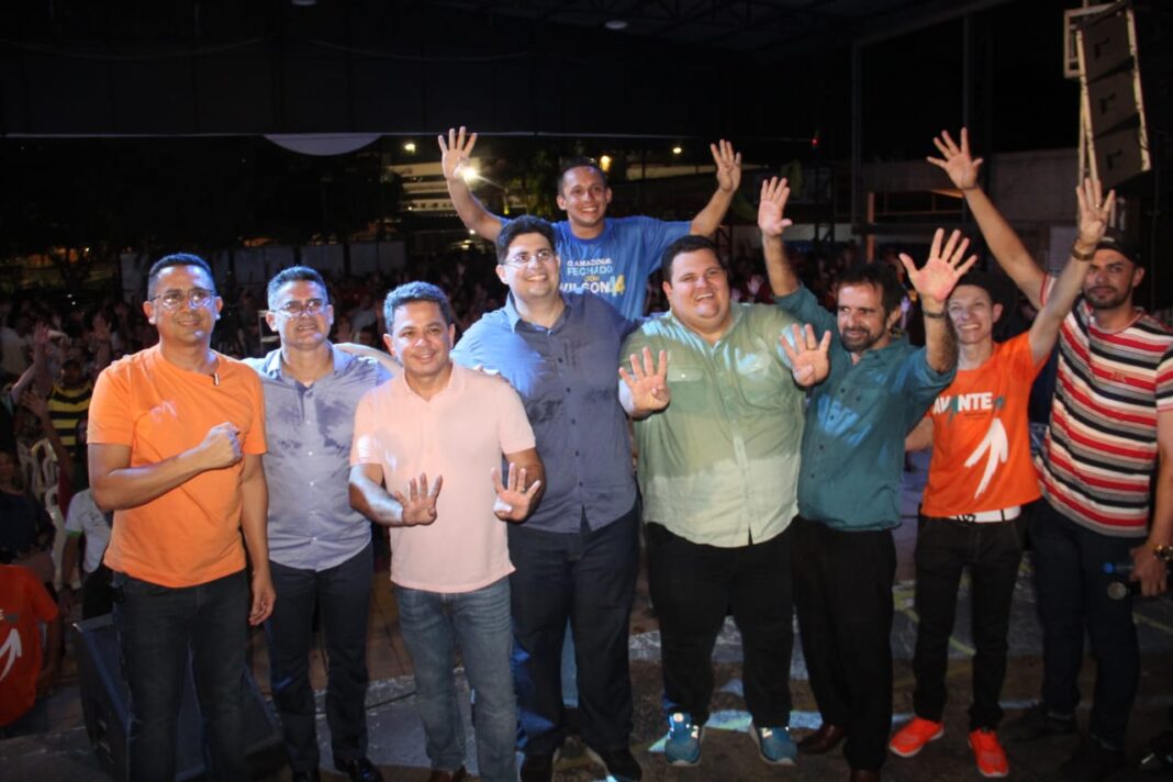 No momento, você está visualizando David reforça apoio a Hissa Abrahão para federal durante lançamento de candidatura de Daniel Almeida