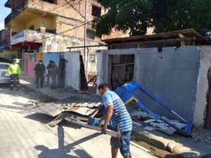 Leia mais sobre o artigo Obstrução de calçadas segue liderando ranking de irregularidade urbana em Manaus