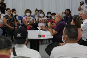 Leia mais sobre o artigo Amazonino defende melhores condições salariais e de trabalho a trabalhadores da saúde
