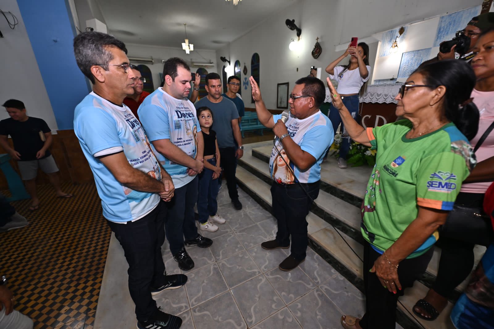 No momento, você está visualizando Candidato à reeleição, Roberto Cidade comanda atividades de campanha nas zonas Sul e Centro-Sul de Manaus