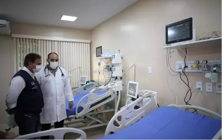 No momento, você está visualizando Ao contrário do que diz Eduardo Braga, lista do CNES mostra 15 leitos de UTI existentes em Parintins