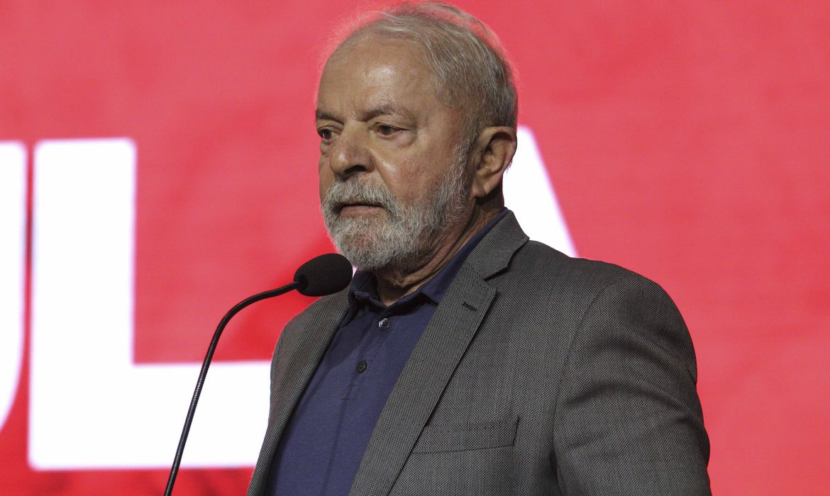 No momento, você está visualizando Lula agradece Venezuela por enviar oxigênio durante colapso da Covid-19 em Manaus