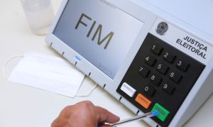 Leia mais sobre o artigo Faltam 12 dias: eleitoras e eleitores brasileiros no exterior se preparam para exercer o direito ao voto