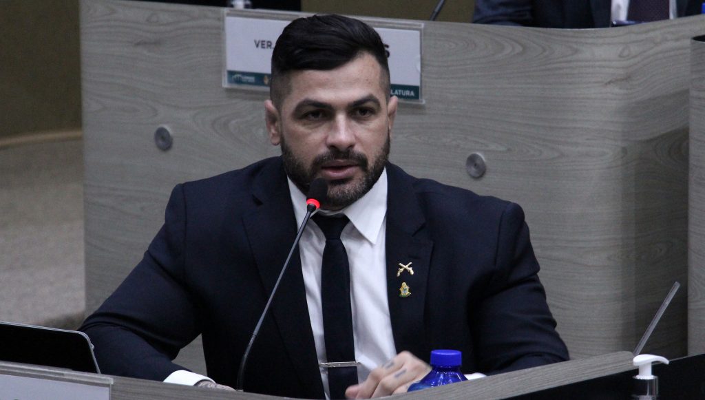 No momento, você está visualizando Bolsonarista Capitão Carpê recebe do partido R$ 150 mil para campanha