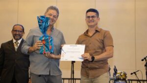 Leia mais sobre o artigo Aos 52 anos, aluno de Nutrição vinculado à Semsa é o Estagiário Nota 10 da Prefeitura de Manaus