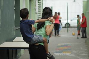 Leia mais sobre o artigo Em Manaus, justiça autoriza adoção de quatro irmãos para pais cariocas