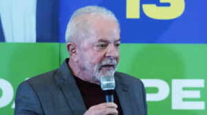 Leia mais sobre o artigo Lula cancela viagem a Manaus para fazer campanha em Minas Gerais