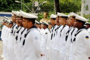 Leia mais sobre o artigo MPF move ação para anular atos discriminatórios da Marinha contra militares soropositivos