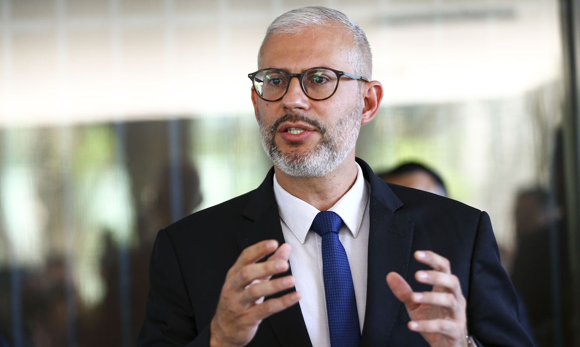 No momento, você está visualizando MEC volta atrás e anuncia liberação das verbas a universidades