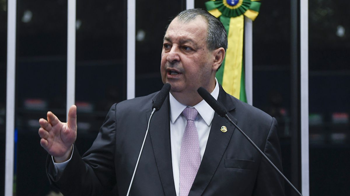 No momento, você está visualizando A sociedade precisa refletir sobre o conceito de ‘liberdade de expressão’, diz Omar Aziz