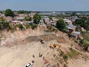 Leia mais sobre o artigo Ativa com mais de 25 anos, lixeira viciada é desativada em Manaus