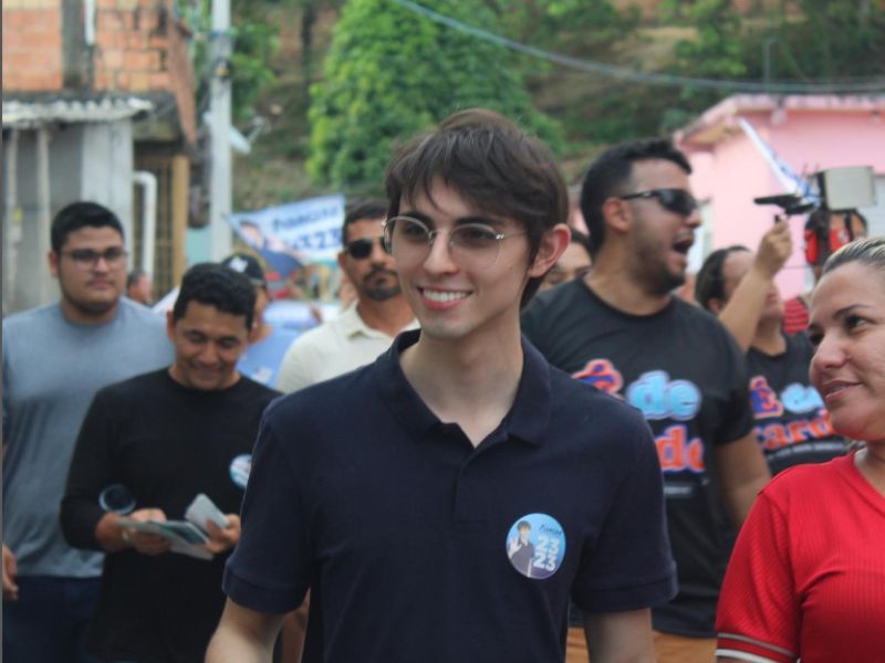 No momento, você está visualizando Amom lidera em mais uma pesquisa para prefeito de Manaus