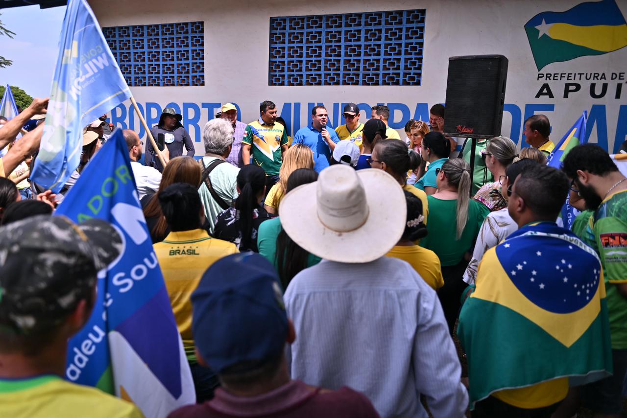 No momento, você está visualizando Roberto Cidade volta a Apuí para agradecer pela votação que o reconduziu à Aleam