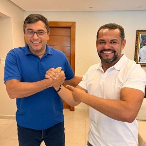 Leia mais sobre o artigo Rozenha que esteve com Amazonino no 1º turno, apoia Wilson Lima no 2º
