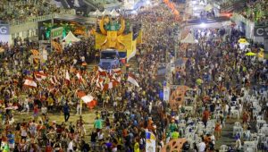 Leia mais sobre o artigo Segunda noite do Boi Manaus reúne mais de 20 mil pessoas no Sambódromo