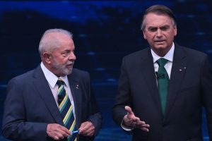 Leia mais sobre o artigo Bolsonaro sofre derrota no TSE e tem direito de resposta suspenso em propaganda de Lula