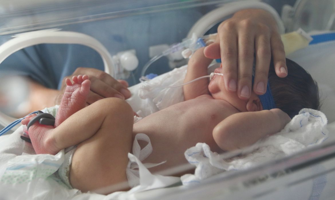 No momento, você está visualizando STF confirma licença-maternidade a partir da alta hospitalar da mãe ou do bebê