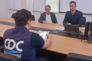 Leia mais sobre o artigo Aleam entrega a Nova Lei das Filas nas superintendências do Banco do Brasil e Caixa Econômica