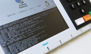 Leia mais sobre o artigo Ministério da Defesa entrega relatório sobre urnas eletrônicas ao TSE