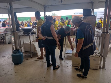 No momento, você está visualizando Venda alimentos na Arena da Amazônia é fiscalizada durante jogo do Brasil