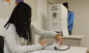 Leia mais sobre o artigo Mesários faltosos no 1° turno têm até hoje para justificar ausência