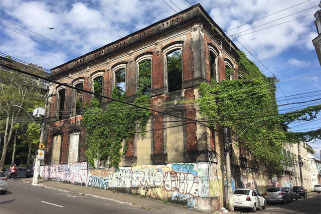 No momento, você está visualizando Projeto que vai multar quem vandalizar patrimônio publico no Amazonas é aprovado